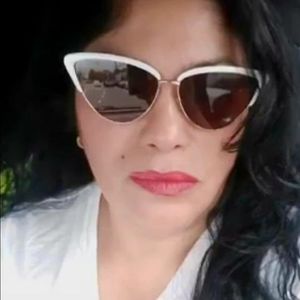 Meet your Posher, Sandra